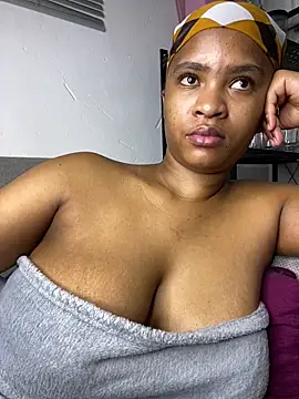 _Fifi's cam snapshot