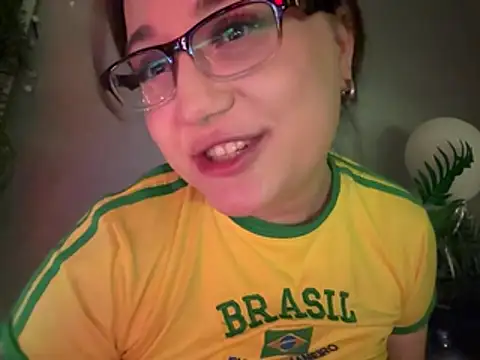 MCThroatGoat live sex cam