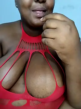 SexyBubblies96's cam snapshot