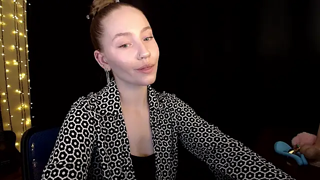 SindiWatsoon's cam snapshot