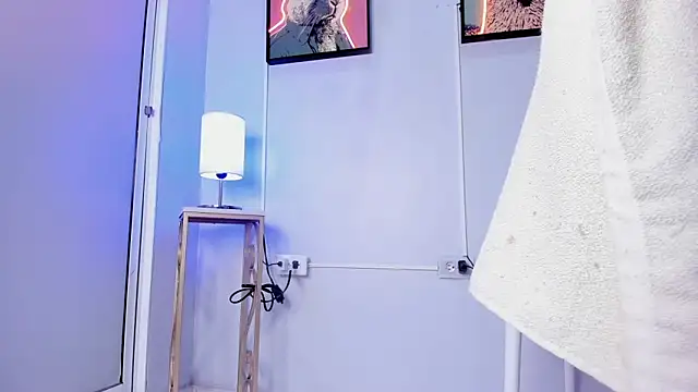 dulce_fiore07's cam snapshot