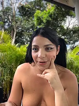 ArieliciousXXX's cam snapshot