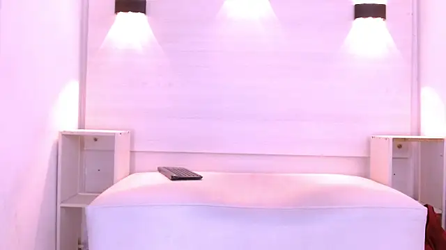 Alejandro_Max's cam snapshot