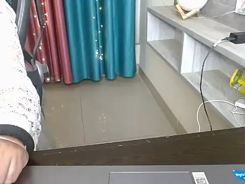 Your_candy_47's cam snapshot