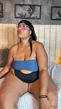 AranzalatinBlaks1's cam snapshot