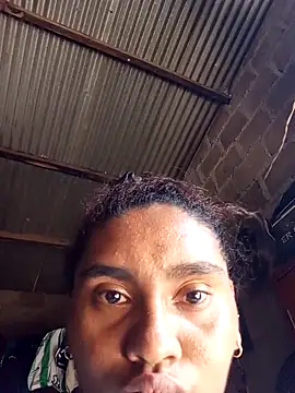 Lucy-Ferr's cam snapshot