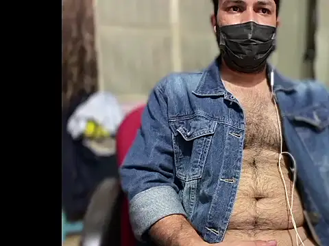 CrouchingDick live sex cam