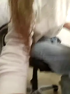 Madisson-04_'s cam snapshot