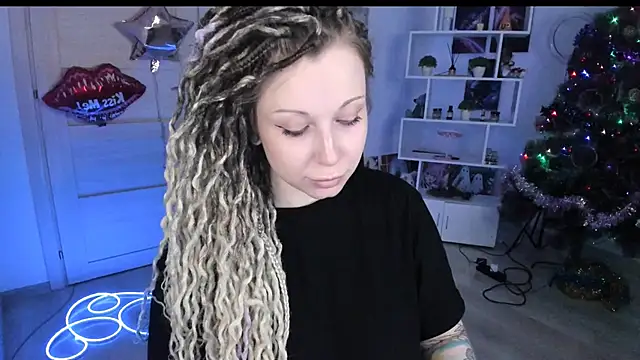 HoneySallyMoore's cam snapshot