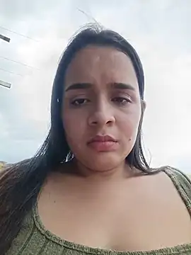 Julieth_hot-69's cam snapshot