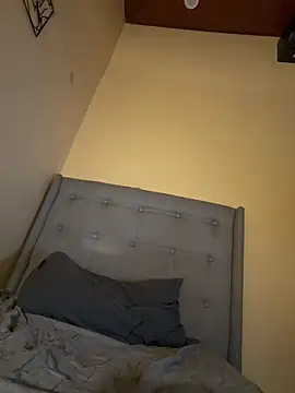 surprisecockmia live sex cam