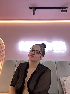 Tayler_Kim's cam snapshot