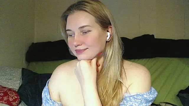 mmmPinUpGirl's cam snapshot