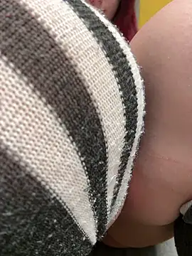 sexymelli18 live sex cam