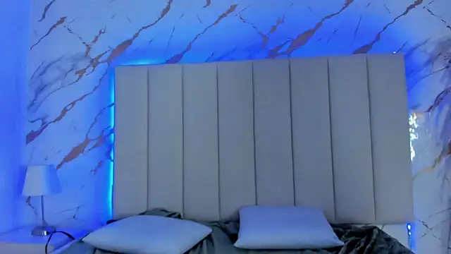 mia_serena_'s cam snapshot