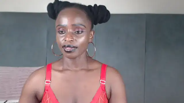 Jah-Queen's cam snapshot