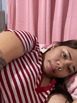 _BellaHotty_'s cam snapshot