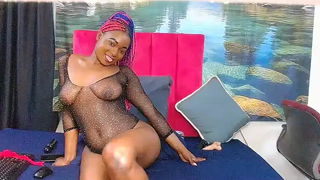 Lisa-001's cam snapshot