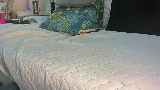 crystal_gilton's cam snapshot