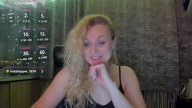 LanaLight_x's cam snapshot