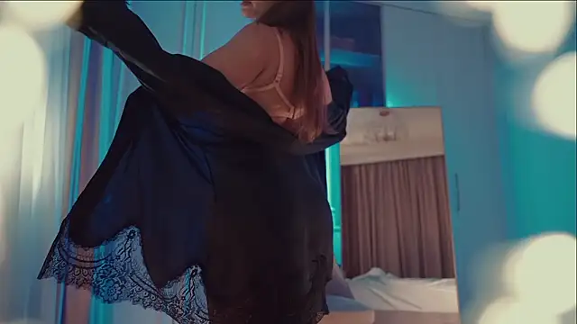 MilaDYstarlight live sex cam