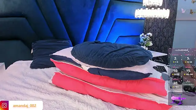 amandaaJones_'s cam snapshot