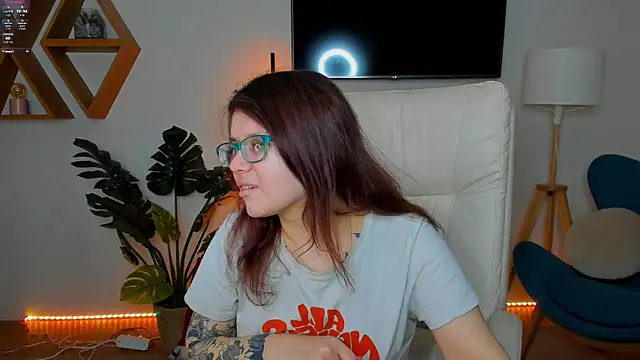 Ariell_Mini's cam snapshot