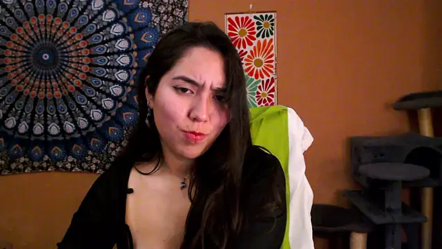 IntimateTales's cam snapshot