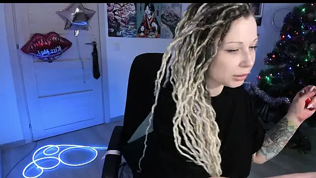 HoneySallyMoore's cam snapshot