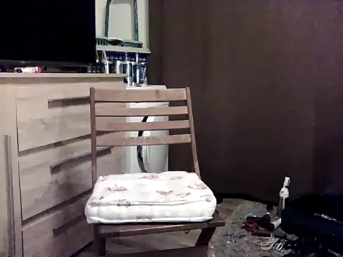 Dev-BiSklave's cam snapshot