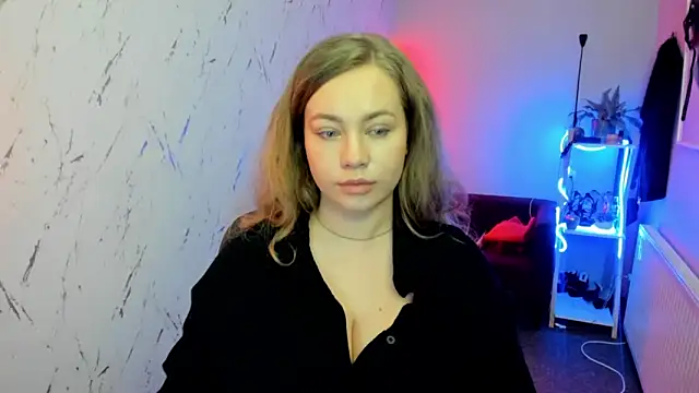 holly_xglam's cam snapshot