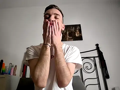 nickdtr23's cam snapshot