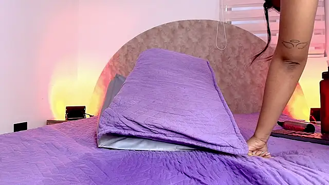 anisha_x's cam snapshot