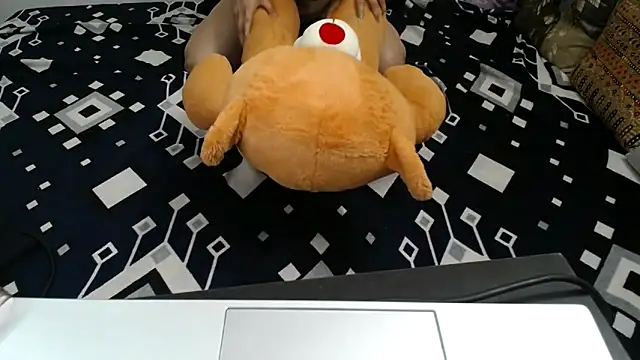 Hott_Niya's cam snapshot