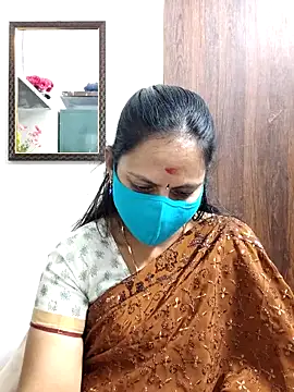 Queen-Neha live sex cam