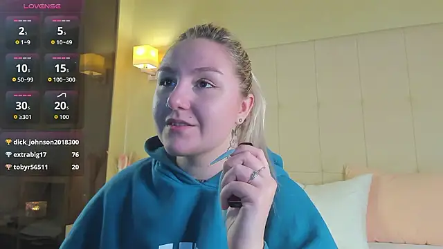 Debbie_Taylor's cam snapshot