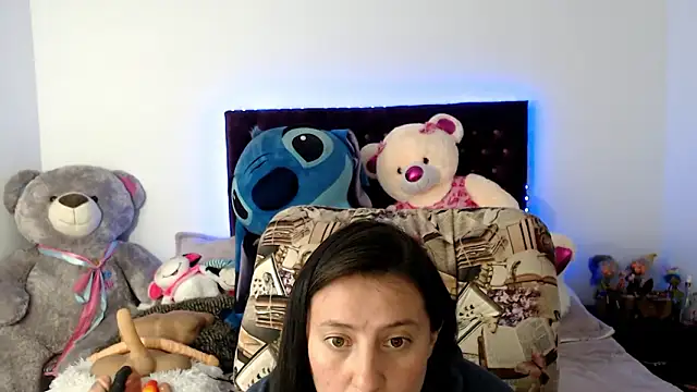 Lorenahot_06's cam snapshot