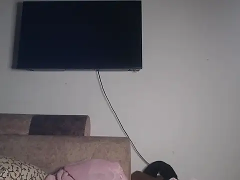 Virgin_Aisha's cam snapshot