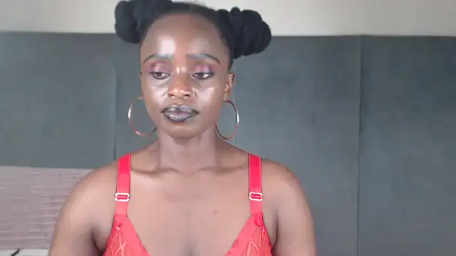 Jah-Queen's cam snapshot