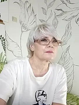 Catty_Lady's cam snapshot