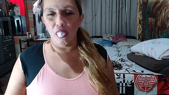 mom_son_dirty live sex cam