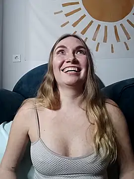 KisaVixen's cam snapshot