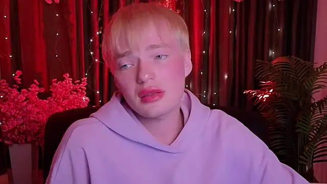 Kristenegor live sex cam