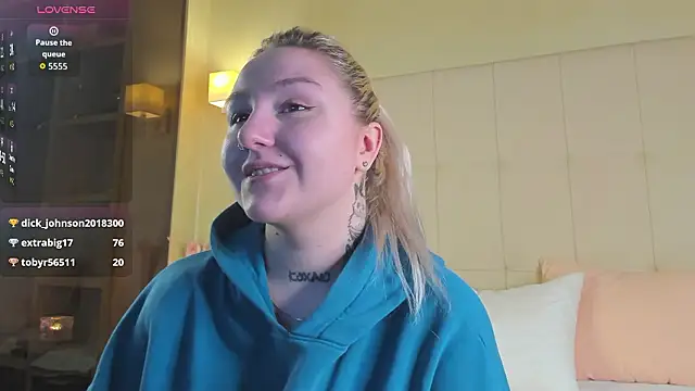 Debbie_Taylor's cam snapshot