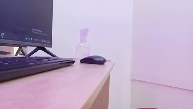 MiaSex_0's cam snapshot