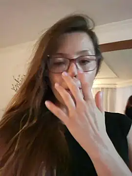 karina_warthon's cam snapshot