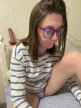 BeatriceTender's cam snapshot