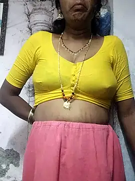 telugupilla__'s cam snapshot