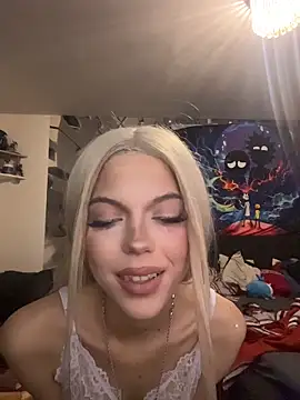 Mia-Tamara's cam snapshot