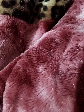 newtube0's cam snapshot